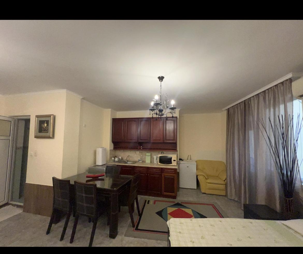 Apartament Marinela 1 Pomorie Esterno foto